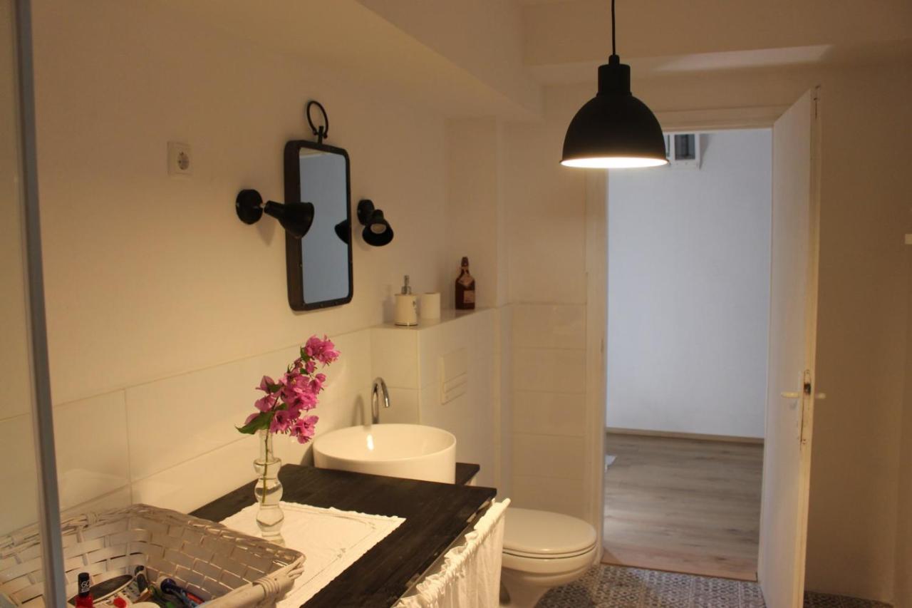 Blue Harbour No. 15 Apartment Veli Iz Exterior photo